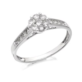 9ct White Gold Diamond Cluster Ring - 1/2ct - D6641