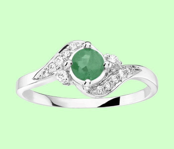 Emerald Engagement Rings